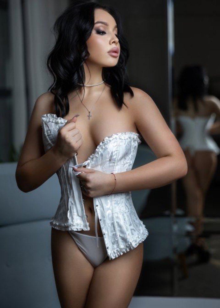 Индивидуалка Эмилия фото № 2 в городе Новоалександровск